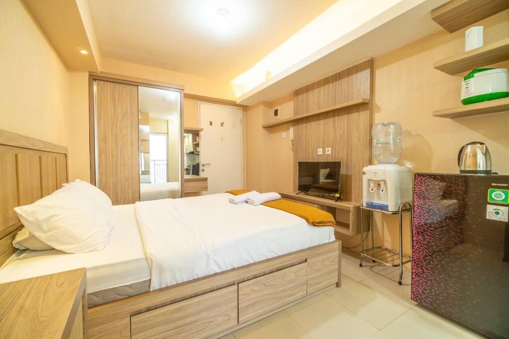 Pleasant In Bassura Mall East Apartment